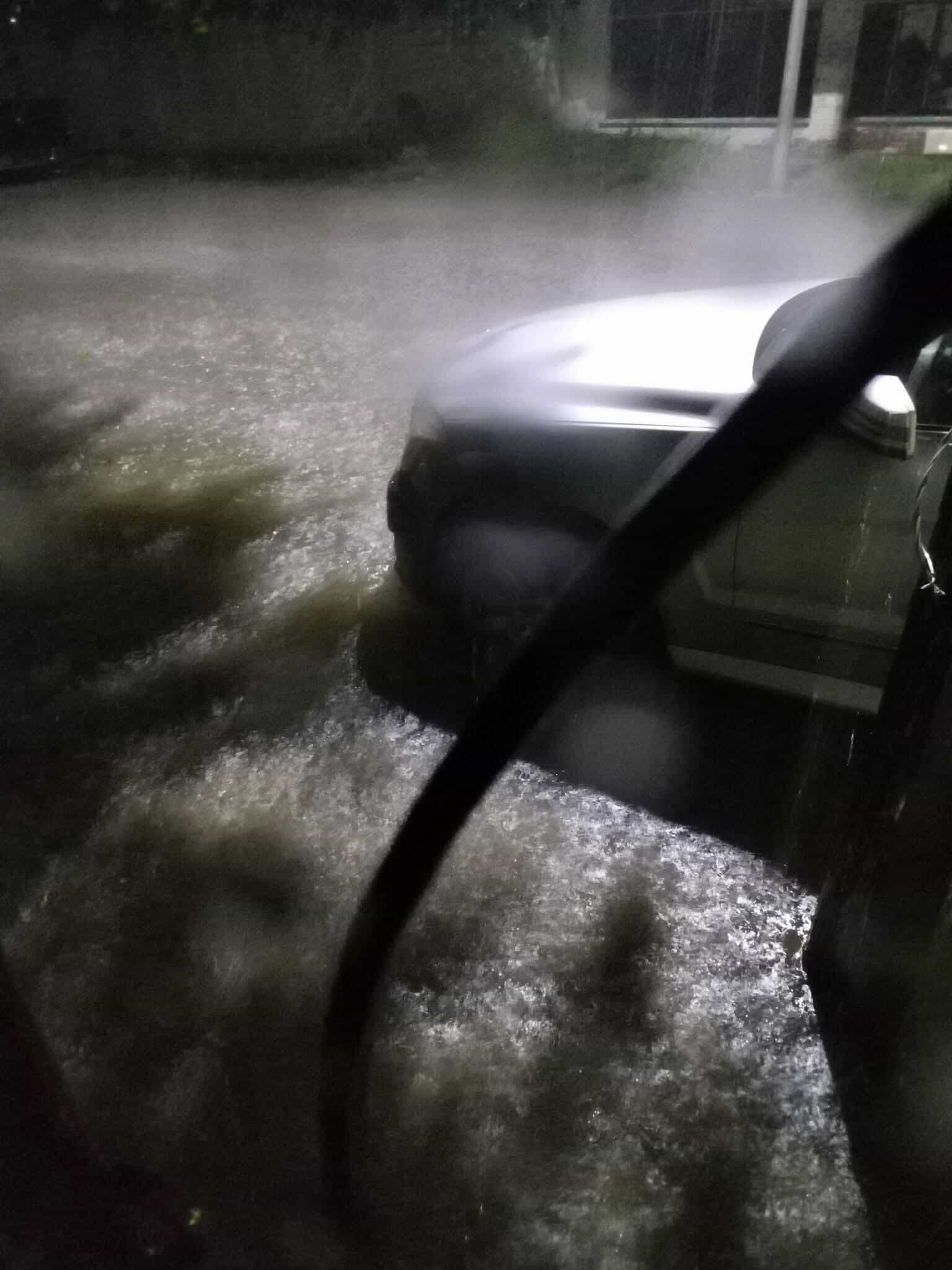 Reportan inundaciones en Nuevo Laredo por ingreso de frente frío 4 2 552147867 702704442829902 360493653165911016 n