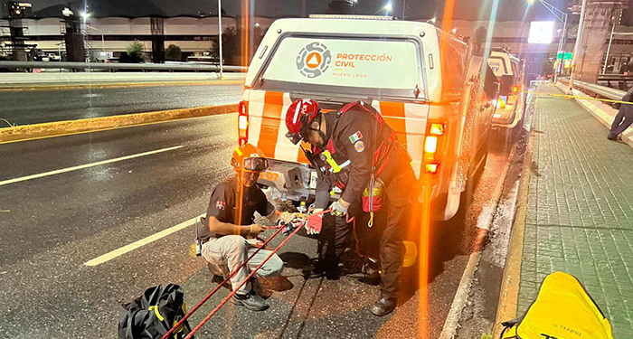Inundaciones y rescate de dos personas, saldo de lluvias en Nuevo León 1 552652788 656770180811121 1369494007261245863 n