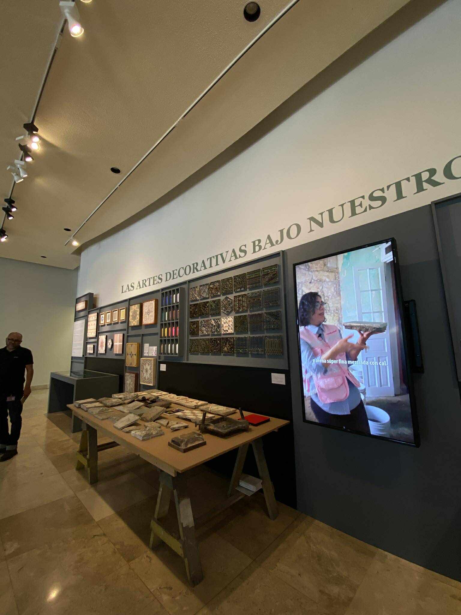 Bajo nuestros pies: Nueva Exposición en el Museo de Historia 4 564704111 2935934043462090 4405424124351926747 n