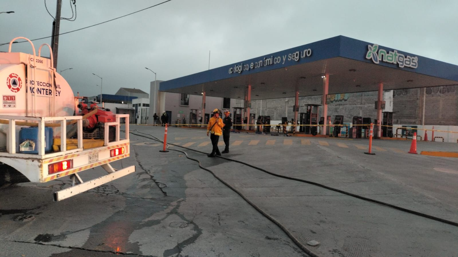 Fuga de gas provoca explosión en gasera en Monterrey 2 564904034 1450744812674286 3595243113658246350 n