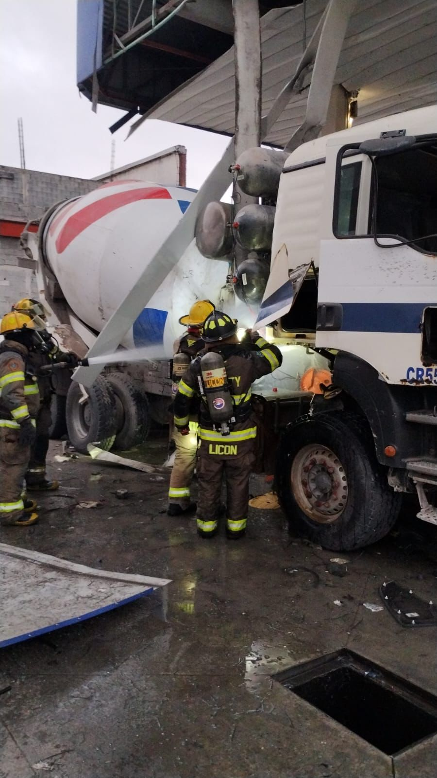 Fuga de gas provoca explosión en gasera en Monterrey 1 565434852 1145625210864374 160980854023904599 n