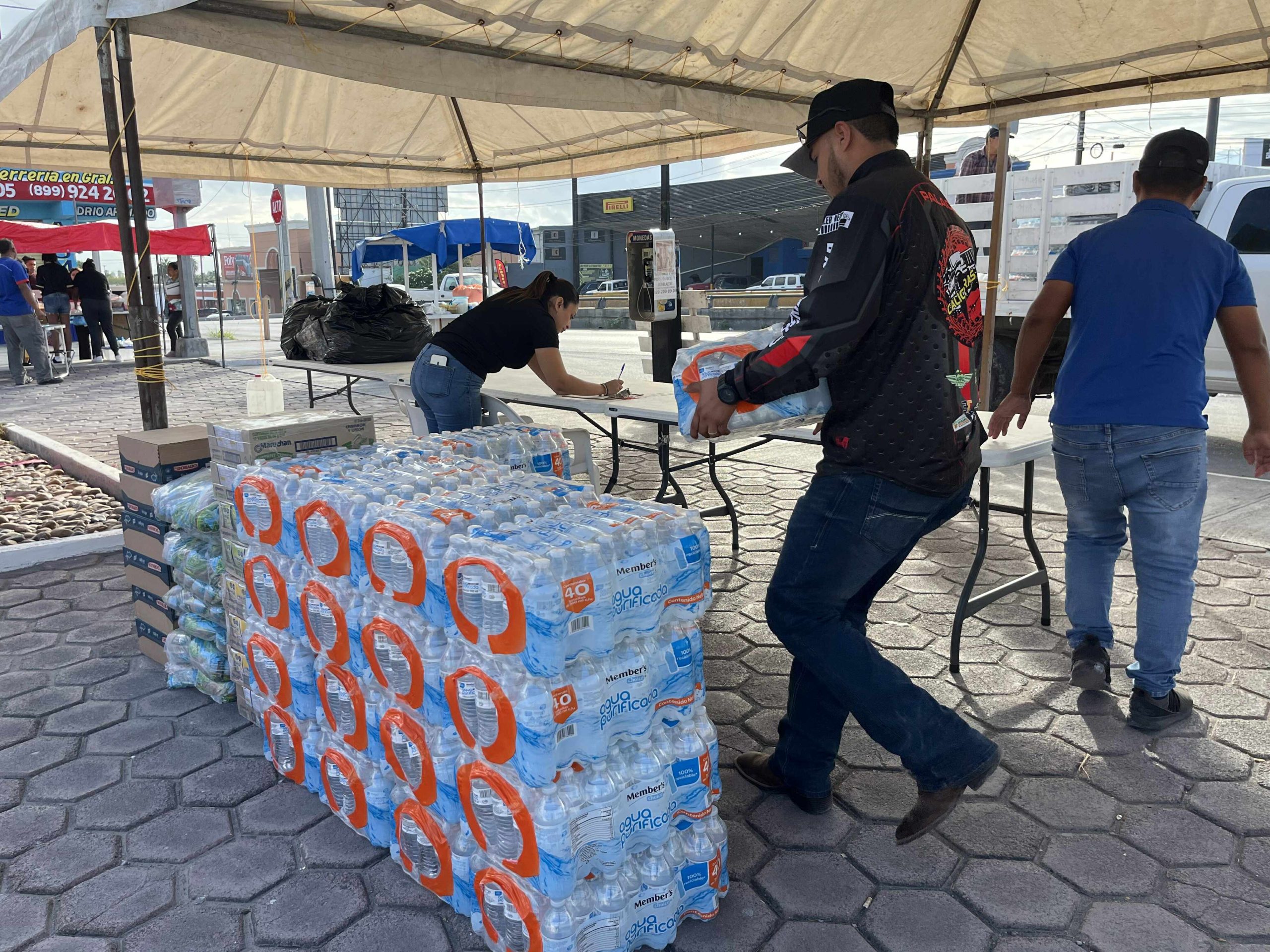 Habilitan centro de acopio en DIF Municipal en apoyo a damnificados 1 565472486 807365252039248 4805744001070792527 n scaled 1