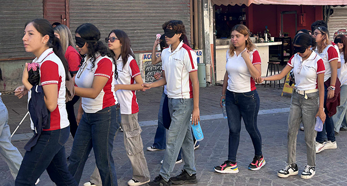 Realizan novena caminata ‘A Ojos Cerrados’ 1 566346673 1598699774443804 6857942479844443904 n