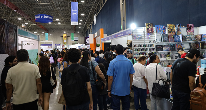 Más de 360 mil asisten a la Feria Internacional del Libro Monterrey 1 566567503 1745247716855785 8430396788285595762 n