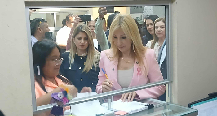 Presenta MC iniciativa de Ley Universal para la Atención Integral del Cáncer de Mama 1 566581298 1475218977027284 832859466762995318 n