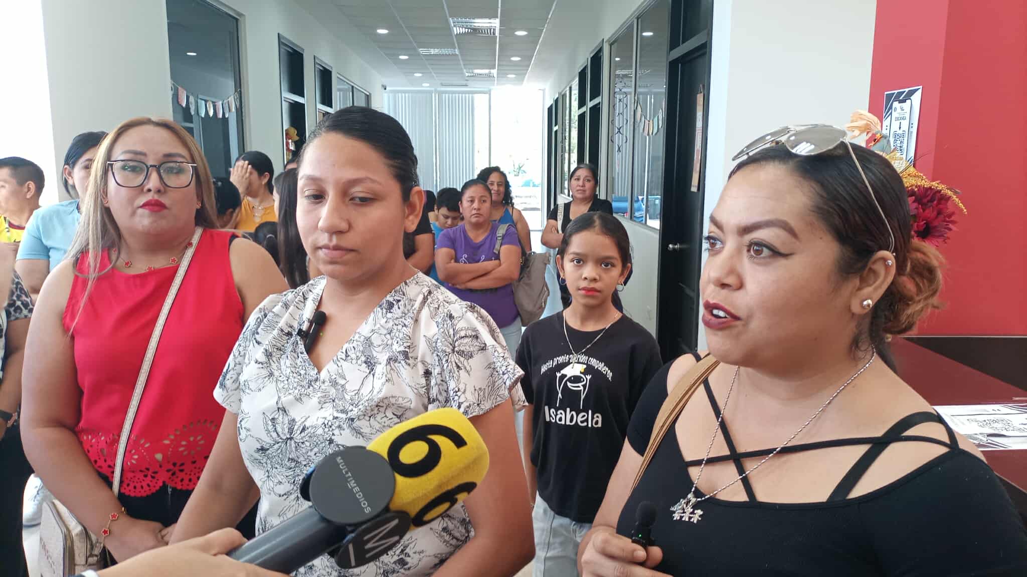 Exigen padres reposición de transformador en primaria Niños Héroes de Chapultepec 3 566605716 1465042024754905 3432033011533283155 n