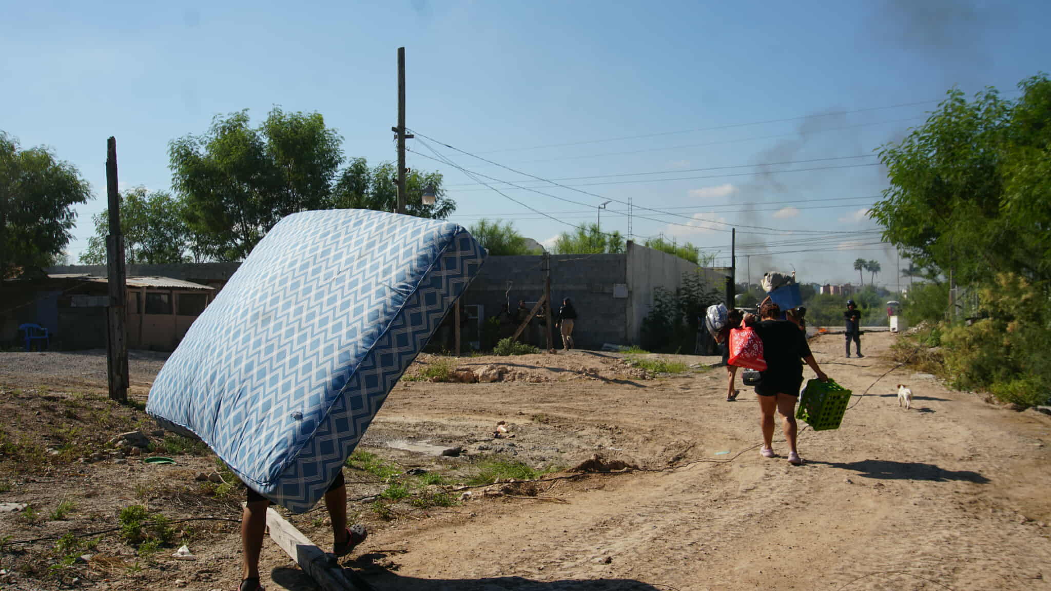 Preparan albergue emergente en el Polideportivo para familias desalojadas 1 DESALOJADOS