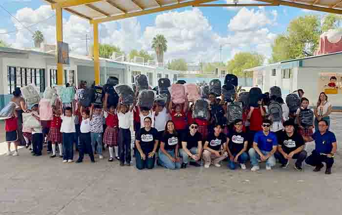 ‘Campaña de Mochilas’ de la UMAN beneficia a tres escuelas de Reynosa 1 MOCHILAS 2