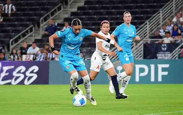 Paliza de Rayadas: golean 8-0 a Alianza 8 RAYADAS 9