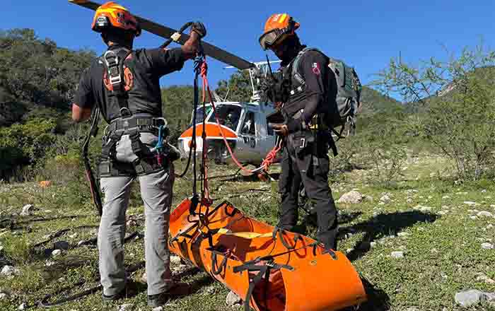 Rescatan cuerpo de hombre en cañón de Galeana 1 RESCATE 2
