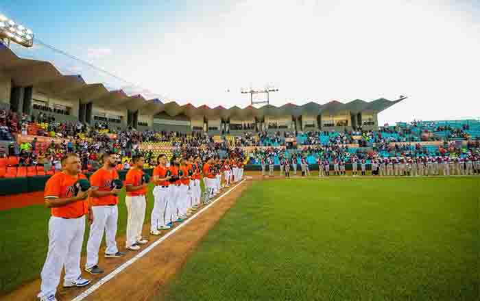 Vive Reynosa tarde de beisbol entre Venados de Mazatlán y Selección local 2 REYNOSA 2 2