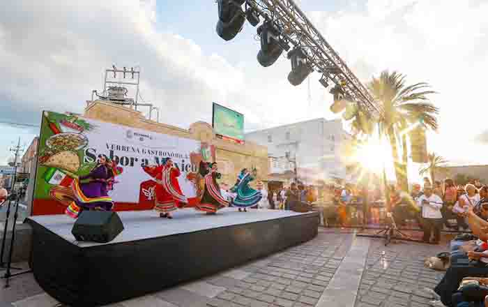 Sabor, música y tradición: la noche mágica de Reynosa 1 VERBERNA
